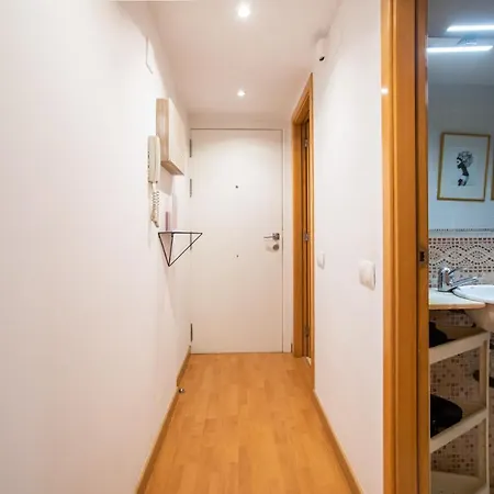 Apartment E3val1048 - Newly Decorated Flat Closed To The Cent Barcelona